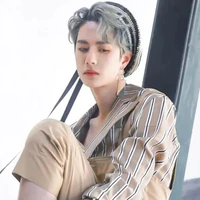 nhất bác