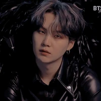 Hắn(Suga)