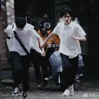 Hai anh (Diệu Văn+Á Hiên)