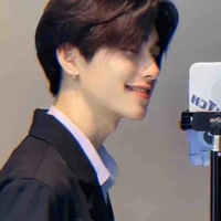 Vương Quân Anh