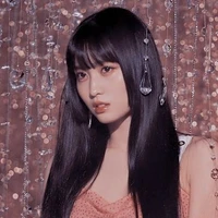 Hirai Momo