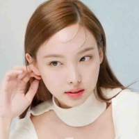 Im Nayeon