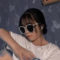 Nguyễn Quỳnh Nhi(cô)
