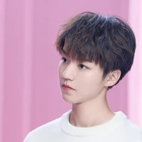 Vương Tuấn Khải