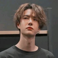 Vương Nhất Bác ( Cậu )