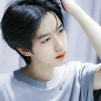 Hạ Tuấn Lâm _ y