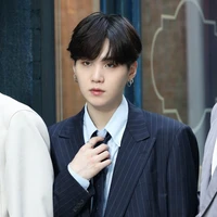 Yoongi(Suga)