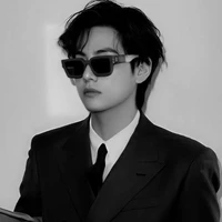 Kim Taehyung (V)