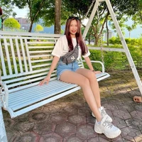 Thuỳ Linh