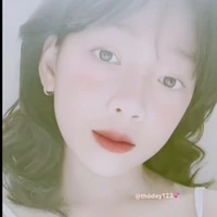 Lê Khả Ái/Y