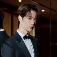 vương nhất bác