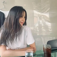 Kim Jisoo - nàng