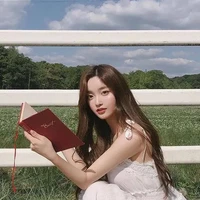 Quỳnh Nguyên Nhi