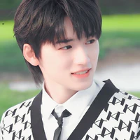 Tống Á Hiên