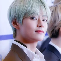 Kim Teahyung ( Anh )