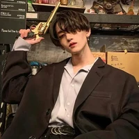 Lãnh Thiên Yết (21 tuổi)