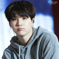 Min Yoongi (Suga)