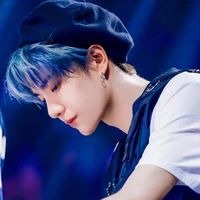 Vương nhất bác_ Wáng Yībó(ba nữ 9)