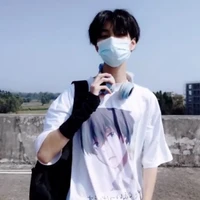 Nguyễn khánh nam_ Ruǎn Qìng Nán(anh n9)