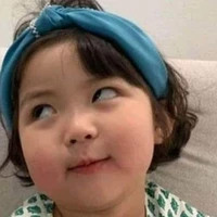tác giả siêu nhân hồng