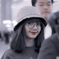 cô LALISA