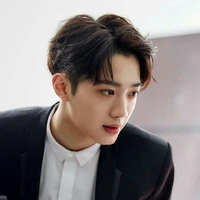 Lai  Guan - Lin
