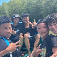 cả team