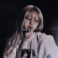 Lalisa Manobal (cô)