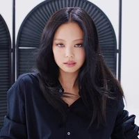 Kim Jennie (em)