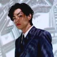 Kim TaeHyung ( Anh )