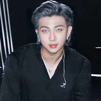 Kim Nam Joon ( ba Taehyung )