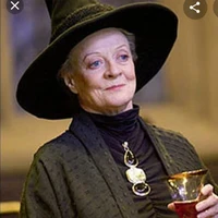 Minerva McGonagall // Giáo sư //