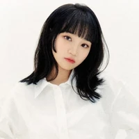 kim chaewon