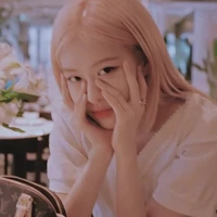 Park Chaeyoung(cô)