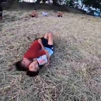 Bất ngờ chưa bà dà😗