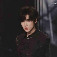 Tống Á Hiên