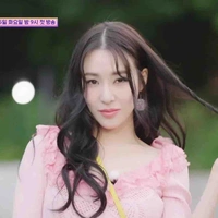 Tiffany Hwang