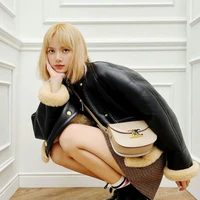 Min Lisa- bố Yoongi