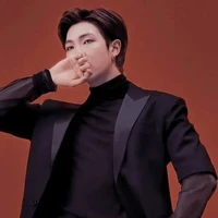 La Namjoon MaNoBan: Ông :