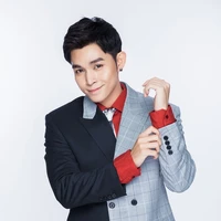 Jun Phạm