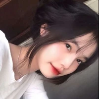Trần Gia Hân(em gái na9)
