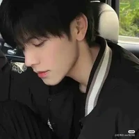 Lục Tử Hàn_27 tuổi