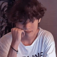 Kim Taehyung (V)