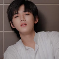 Tống Á Hiên