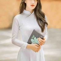 Nguyệt Quỳnh Bích Trâm