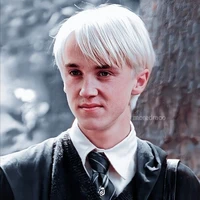 Draco Malfoy (hắn)