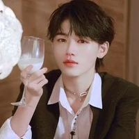 Tống Á Hiên( anh)