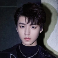 Vương Tuấn Khải