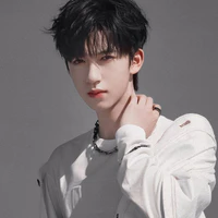 Hạ Tuấn Lâm