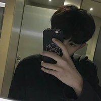 Thượng Quan Chí Nguyên _nam9